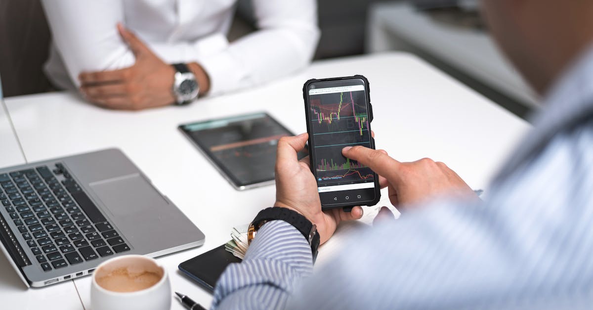 découvrez les stratégies de marketing digital pour booster votre visibilité en ligne, attirer plus de clients et augmenter vos ventes grâce aux outils numériques modernes.