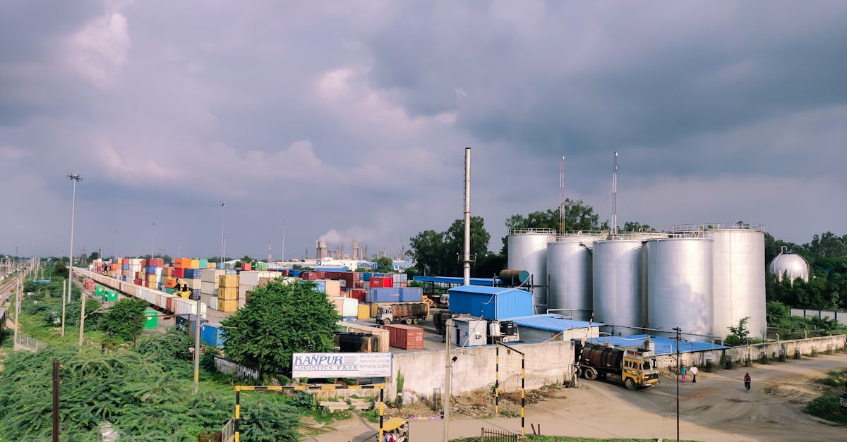 découvrez tout ce qu'il faut savoir sur l'opci (organisme de placement collectif immobilier) : définition, fonctionnement, avantages et conseils pour investir dans ce type de placement immobilier.