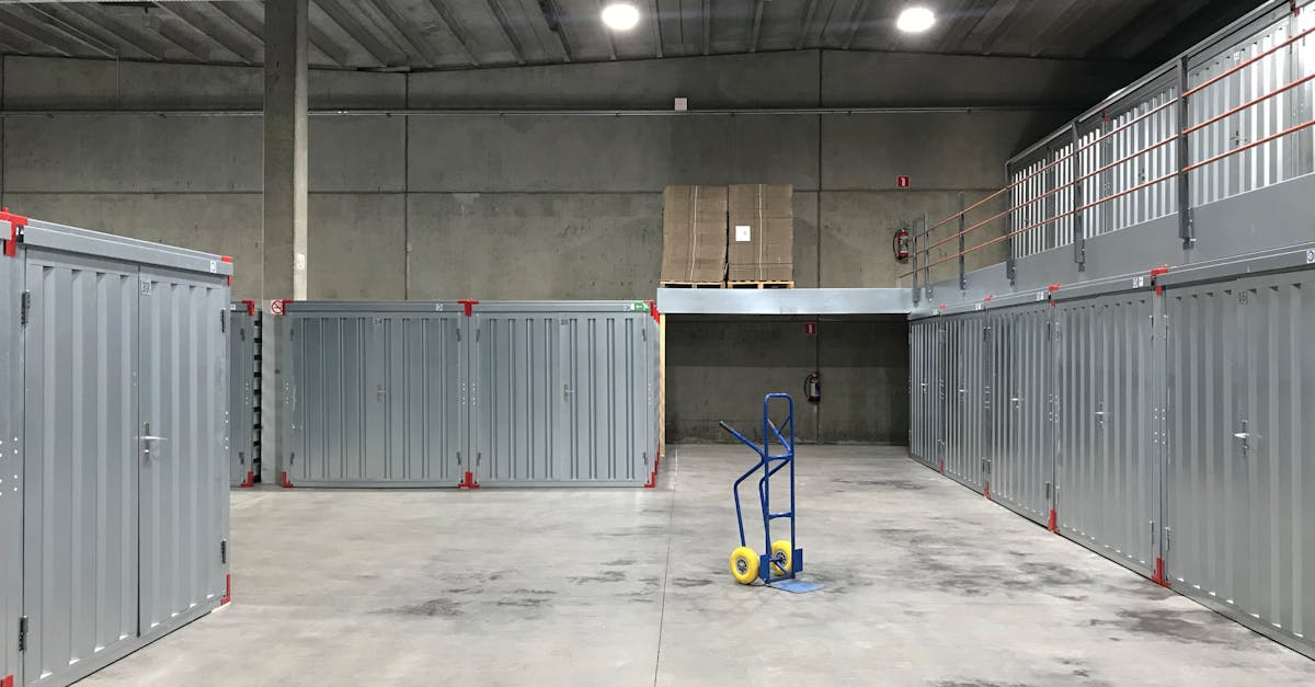 location de box de stockage à nantes : solutions sécurisées, accessibles et adaptées à tous vos besoins de rangement.